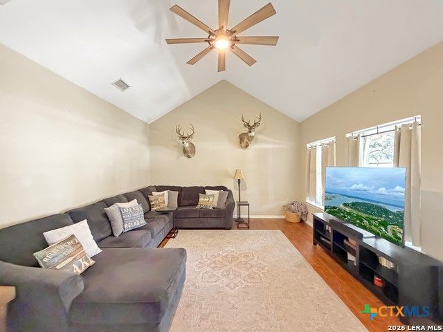 1660 Westview Court Court, Canyon Lake, TX 78133