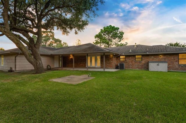 10825 Willowisp Drive, Houston, TX 77035