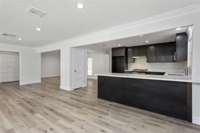 10825 Willowisp Drive, Houston, TX 77035