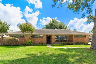 10825 Willowisp Drive, Houston, TX 77035
