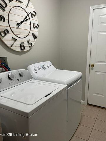 89 Cody Ct, Taylorsville, KY 40071