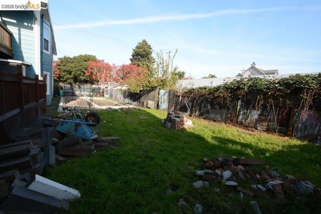 0- 8Th St, Oakland, CA 94607