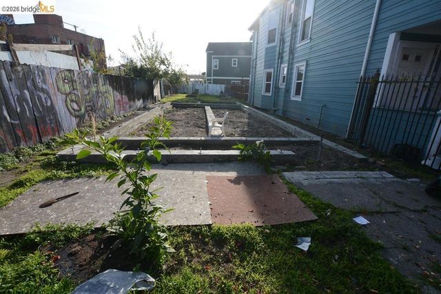 0- 8Th St, Oakland, CA 94607