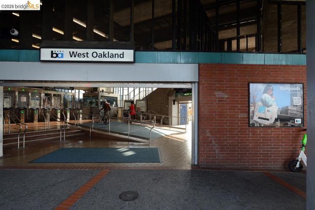 0- 8Th St, Oakland, CA 94607
