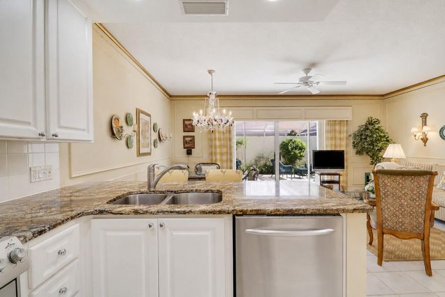 77 Laurel Oaks Circle, Tequesta, FL 33469