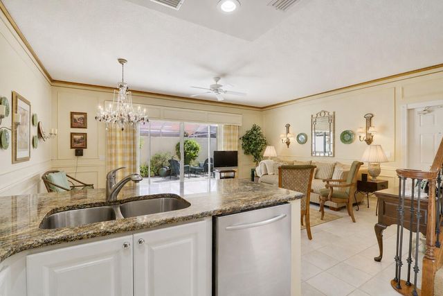 77 Laurel Oaks Circle, Tequesta, FL 33469