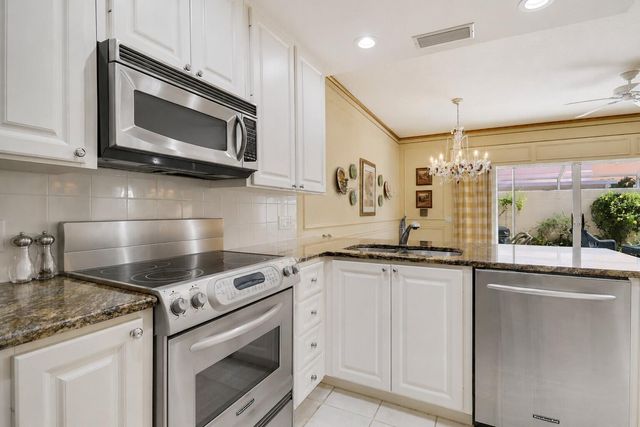 77 Laurel Oaks Circle, Tequesta, FL 33469