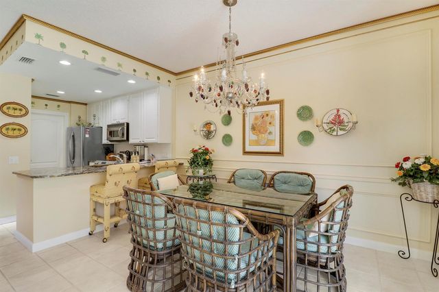 77 Laurel Oaks Circle, Tequesta, FL 33469