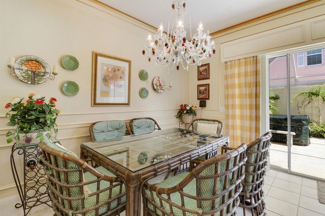 77 Laurel Oaks Circle, Tequesta, FL 33469