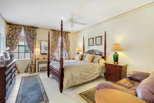77 Laurel Oaks Circle, Tequesta, FL 33469