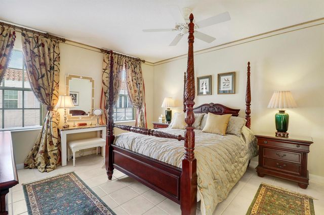 77 Laurel Oaks Circle, Tequesta, FL 33469