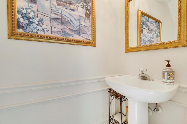 77 Laurel Oaks Circle, Tequesta, FL 33469