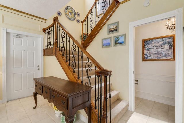 77 Laurel Oaks Circle, Tequesta, FL 33469