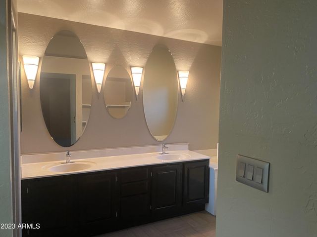 18414 N 44TH Way, Phoenix, AZ 85032