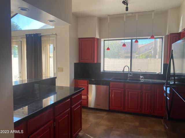 18414 N 44TH Way, Phoenix, AZ 85032