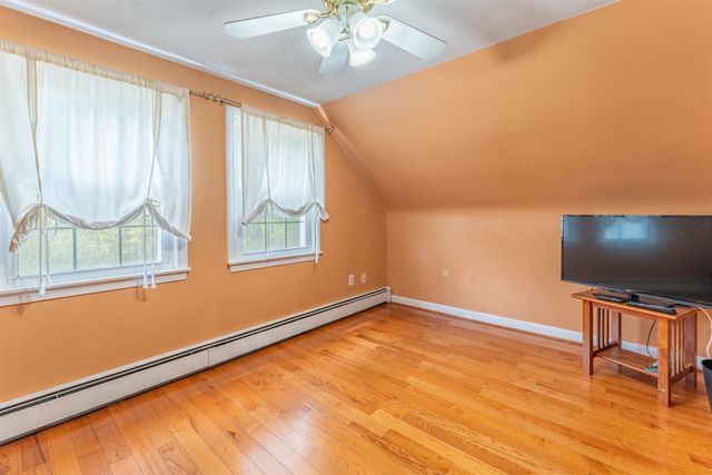 34 Oakhill Avenue, Attleboro, MA 02703