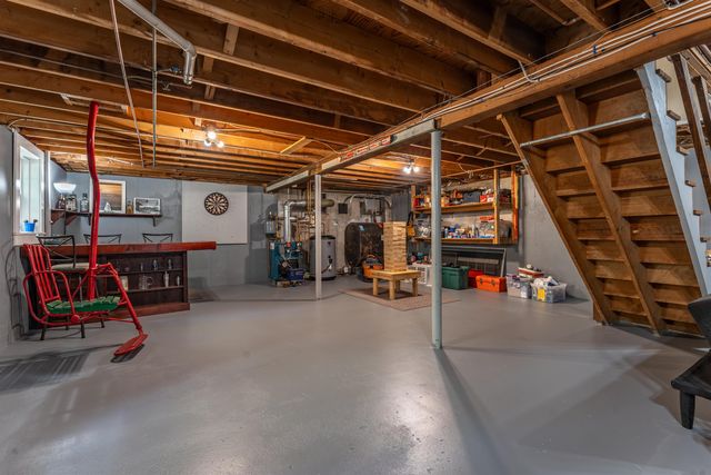 34 Oakhill Avenue, Attleboro, MA 02703