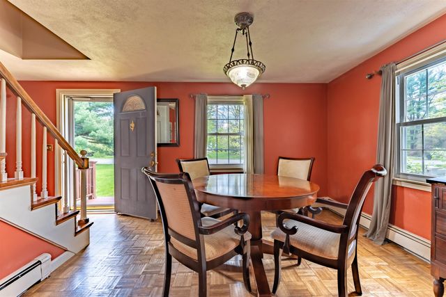 34 Oakhill Avenue, Attleboro, MA 02703