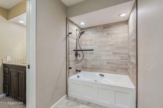 121 Spencer Lane, Rockwood, TN 37854