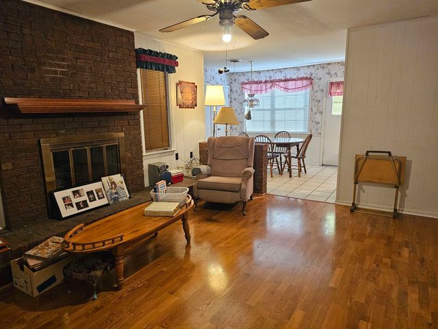 6326 THORNFIELD DR, Memphis, TN 38134