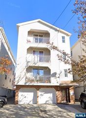 136-138-138 Kinney Street, Newark, NJ 07105