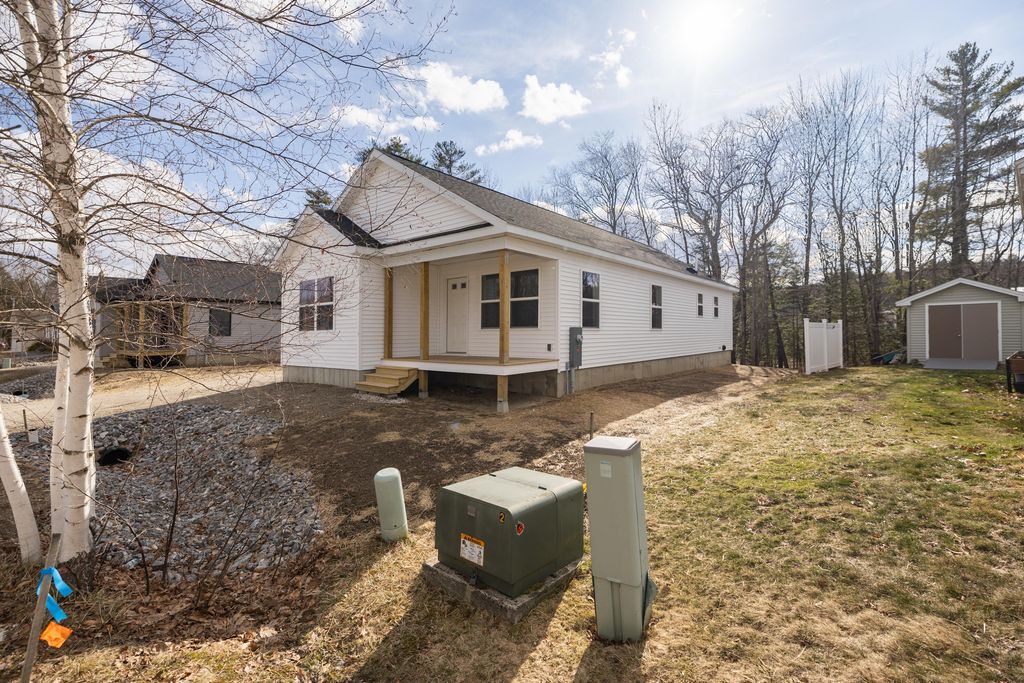 17 Streamside Drive, Auburn, ME 04210 — exterior