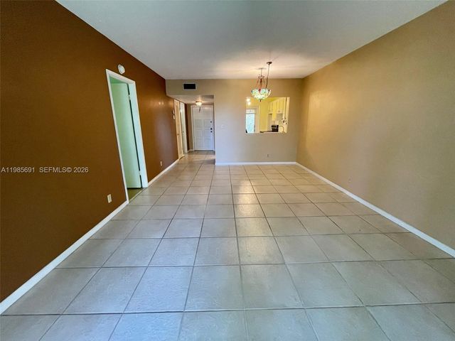 1000 Hillcrest Ct 308 308, Hollywood, FL 33021