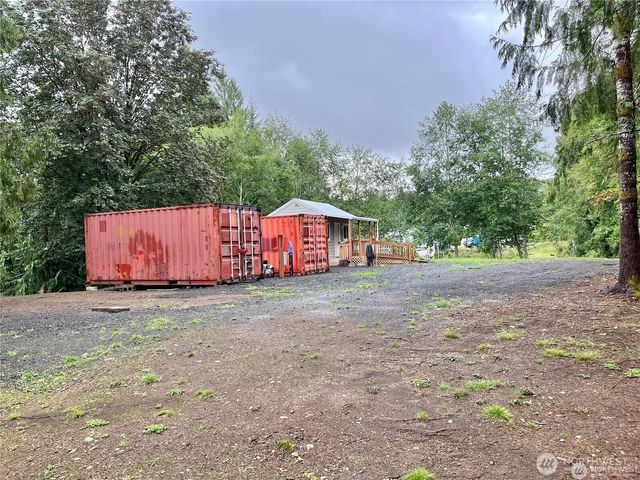 21 W Prairie Loop Road, Elma, WA 98541