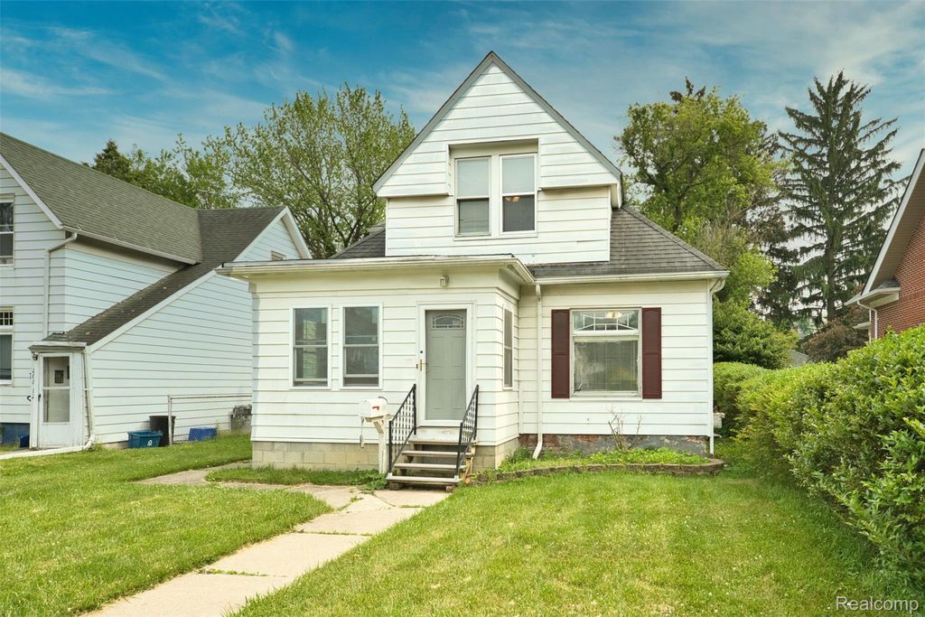 269 Euclid Street, Mt. Clemens, MI 48043