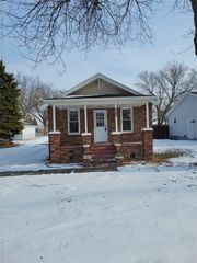 563 Saint Paul Street, Marysville, MI 48040