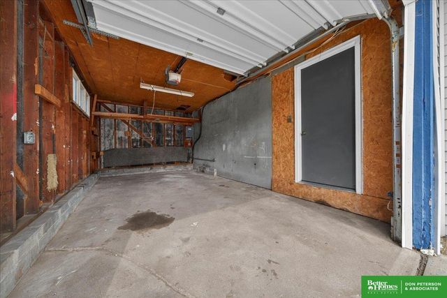251 N Lincoln Avenue, Fremont, NE 68025