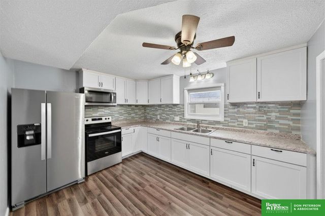 251 N Lincoln Avenue, Fremont, NE 68025