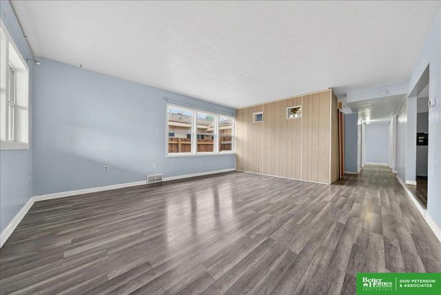 251 N Lincoln Avenue, Fremont, NE 68025