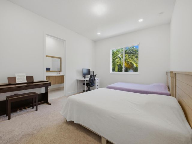 6642 NW 103rd Parkway 6642, Doral, FL 33178