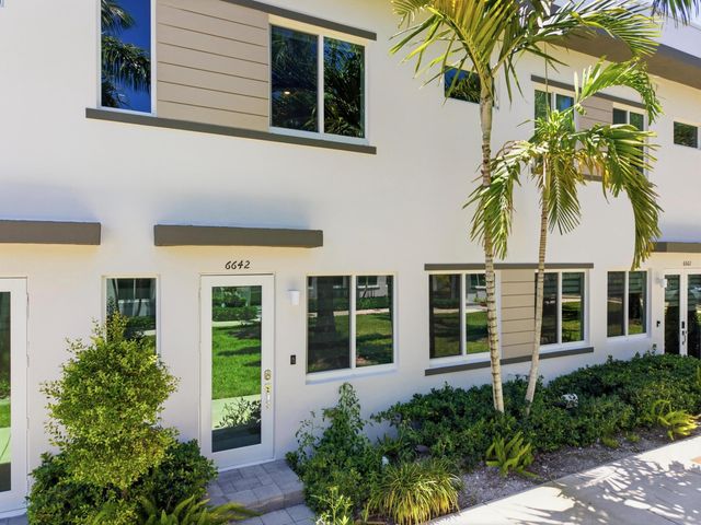 6642 NW 103rd Parkway 6642, Doral, FL 33178