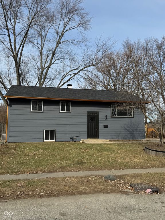 7602 Penway Street, Indianapolis, IN 46226
