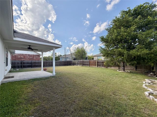 939 Dark Horse LN, Buda, TX 78610
