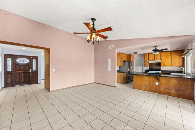 6063 Saguaro, Riverside, CA 92509