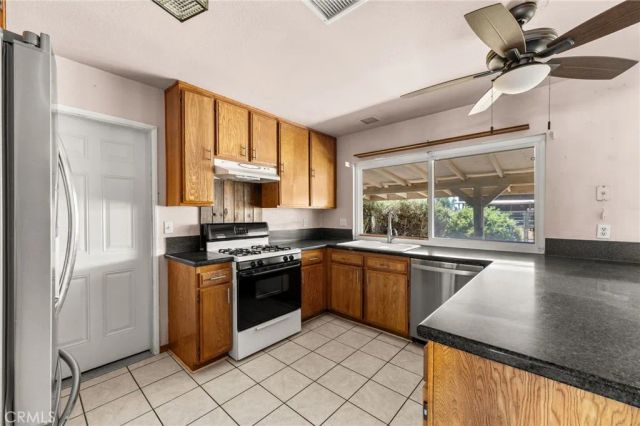 6063 Saguaro, Riverside, CA 92509