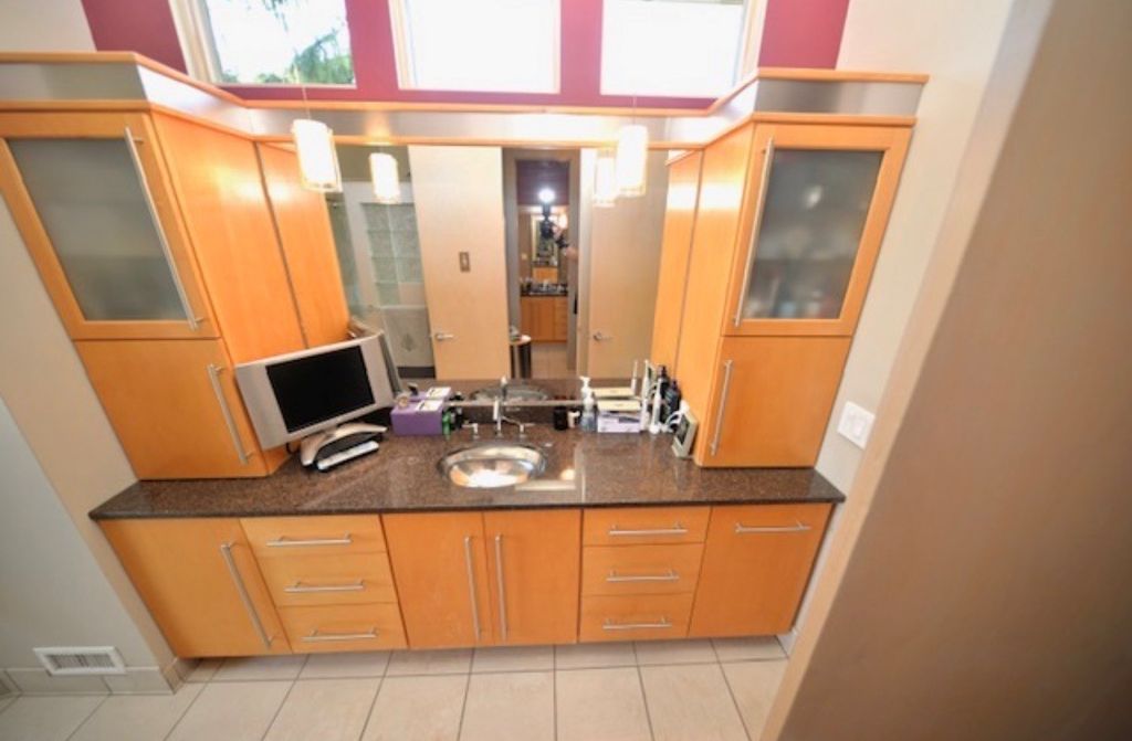 Image 23 of property listing at #2 Kingridge Drive, Mt Vernon, IL 62864
