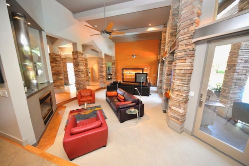 Image 6 of property listing at #2 Kingridge Drive, Mt Vernon, IL 62864