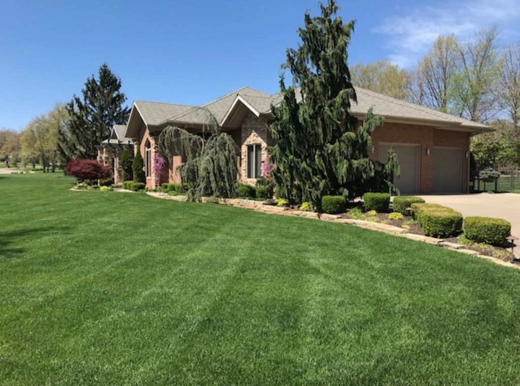 Image 55 of property listing at #2 Kingridge Drive, Mt Vernon, IL 62864