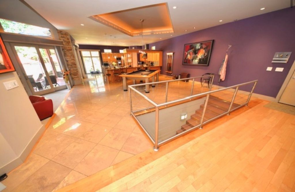 Image 7 of property listing at #2 Kingridge Drive, Mt Vernon, IL 62864