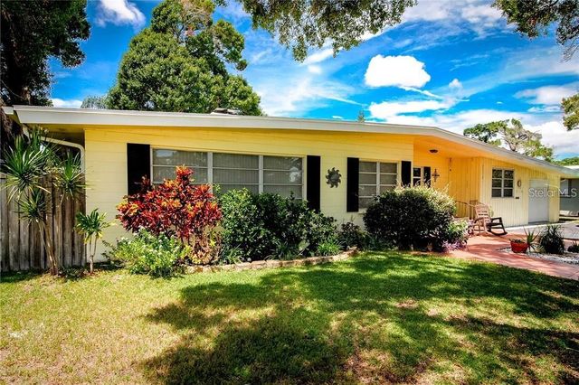 2110 FAIRWAY AVENUE S, St Petersburg, FL 33712