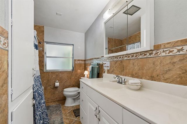 2110 FAIRWAY AVENUE S, St Petersburg, FL 33712