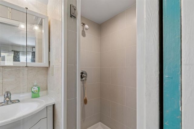 2110 FAIRWAY AVENUE S, St Petersburg, FL 33712