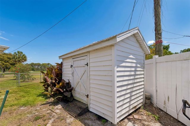 2110 FAIRWAY AVENUE S, St Petersburg, FL 33712