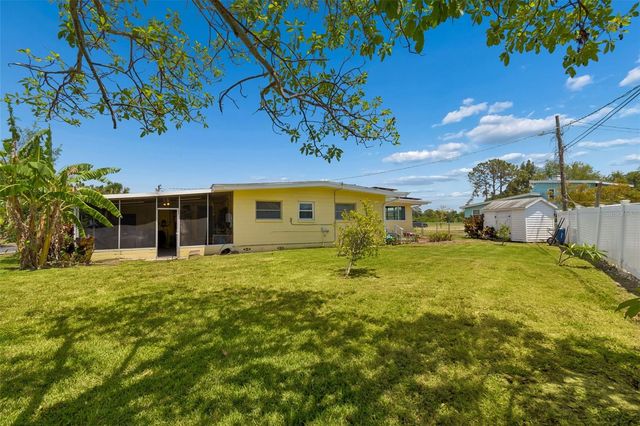 2110 FAIRWAY AVENUE S, St Petersburg, FL 33712