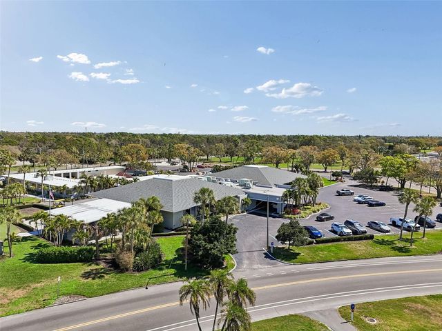 2110 FAIRWAY AVENUE S, St Petersburg, FL 33712