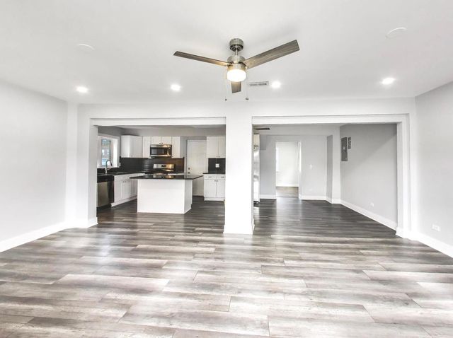 9138 S Carpenter Street, Chicago, IL 60620